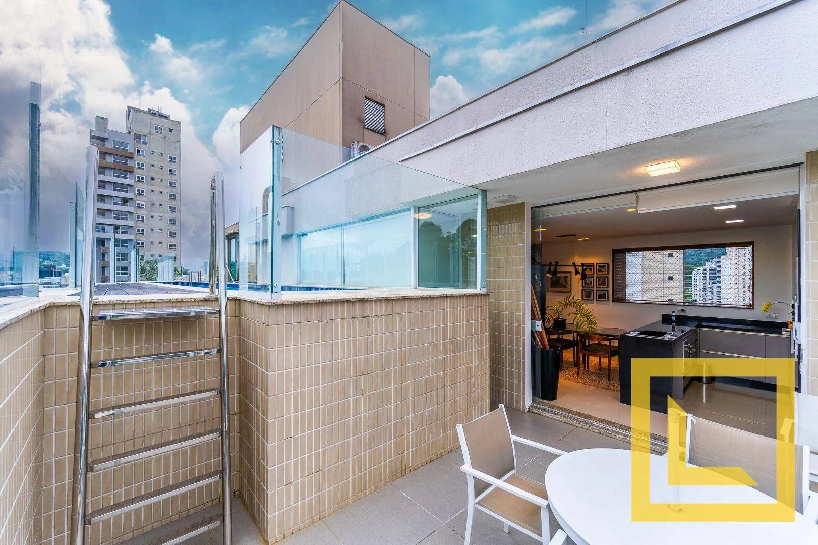 COBERTURA DUPLEX com 4 Suítes à venda, 400 m por R$ 4.500.000 - Jardim Blumenau - Blumenau/SC — foto 6