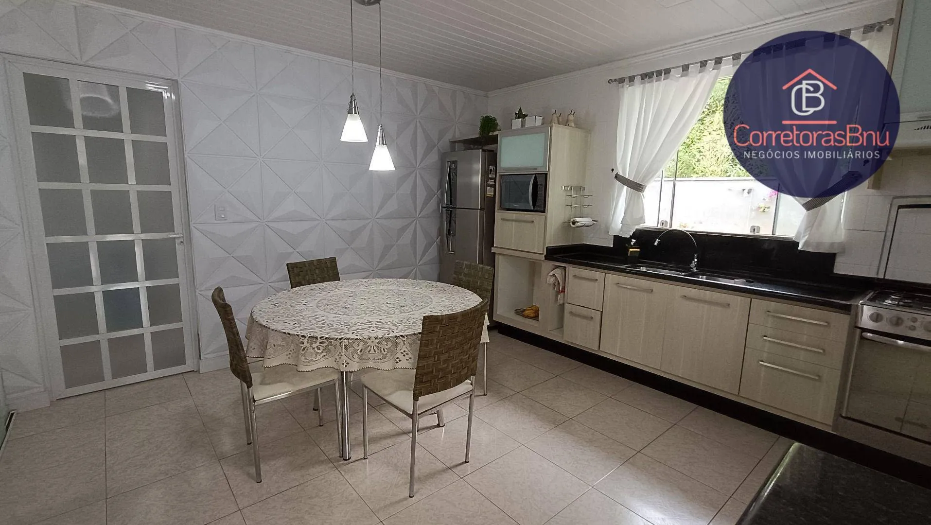 Casa com 3 dormitórios à venda, 224 m por R$ 1.080.000,00 - Centro - Pomerode/SC — foto 3