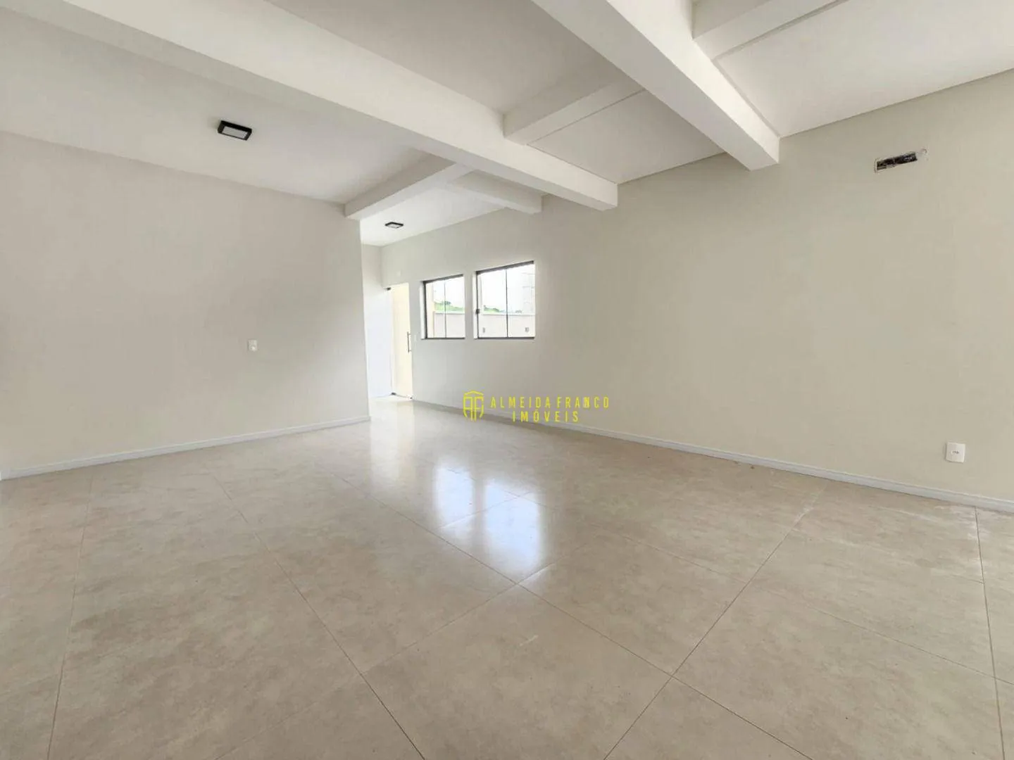 Loja à venda, 69m² na região do bairro Itoupava Central, próximo à Rua Gustavo Zimmermann, Blumenau — foto 5