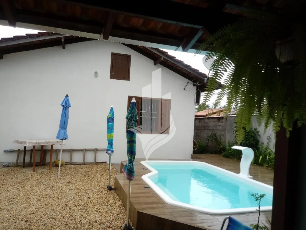 Ótima casa com piscina em Balneário Piçarras — foto 3