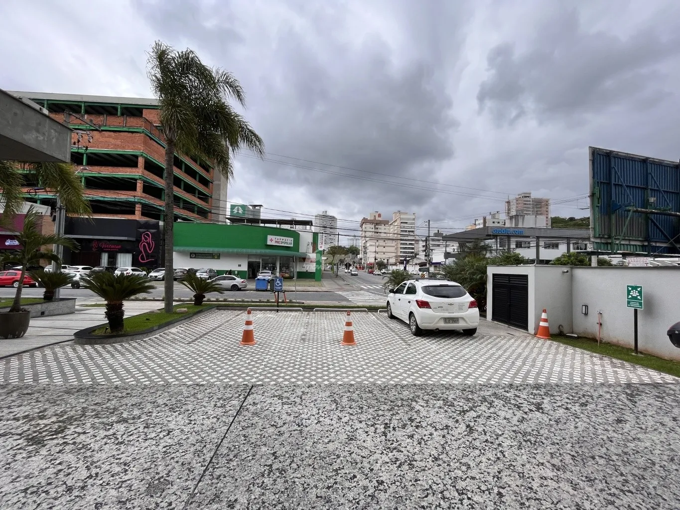 Excelente Sala Comercial com 404,00m na Vila Nova Blumenau! — foto 7