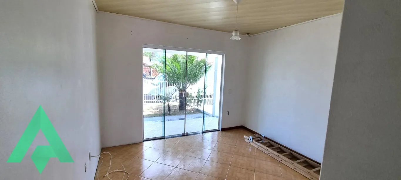 Linda Casa semimobiliada à Venda, no Bairro Navegantes em Rio do Sul! — foto 2
