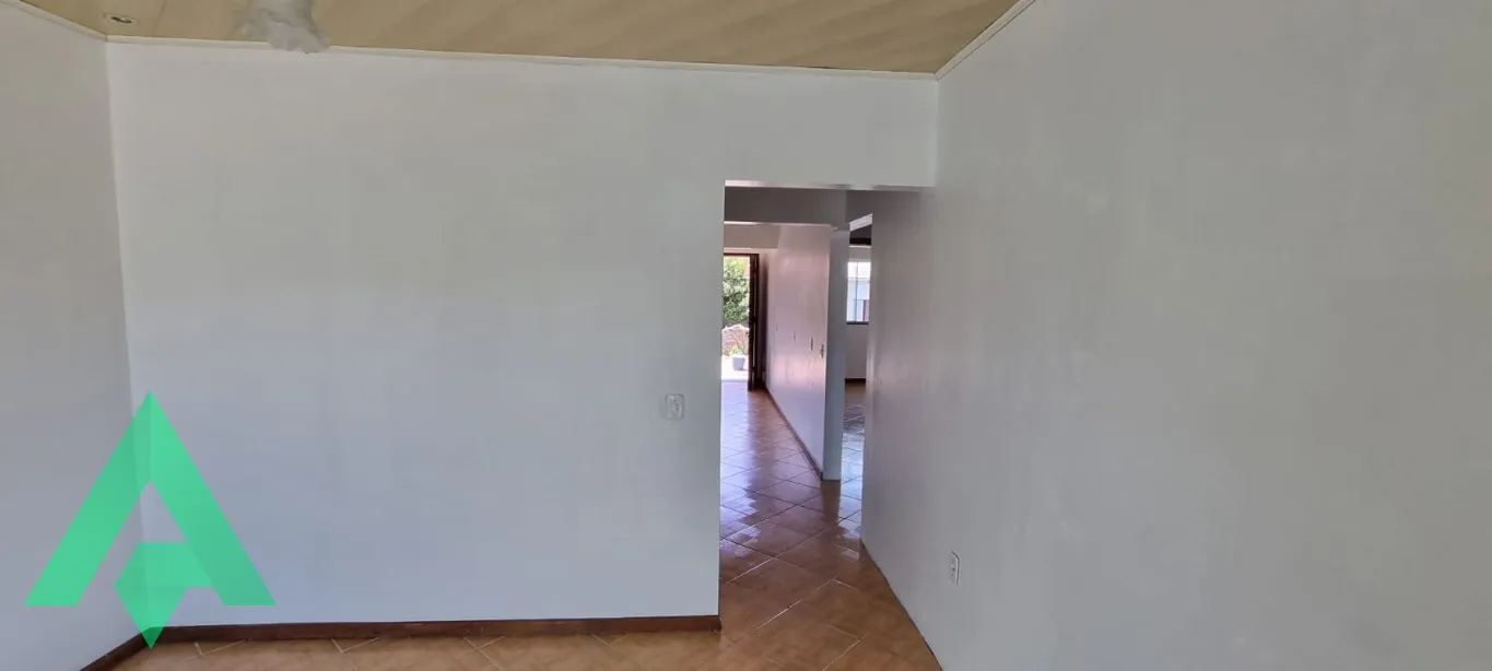 Linda Casa semimobiliada à Venda, no Bairro Navegantes em Rio do Sul! — foto 3