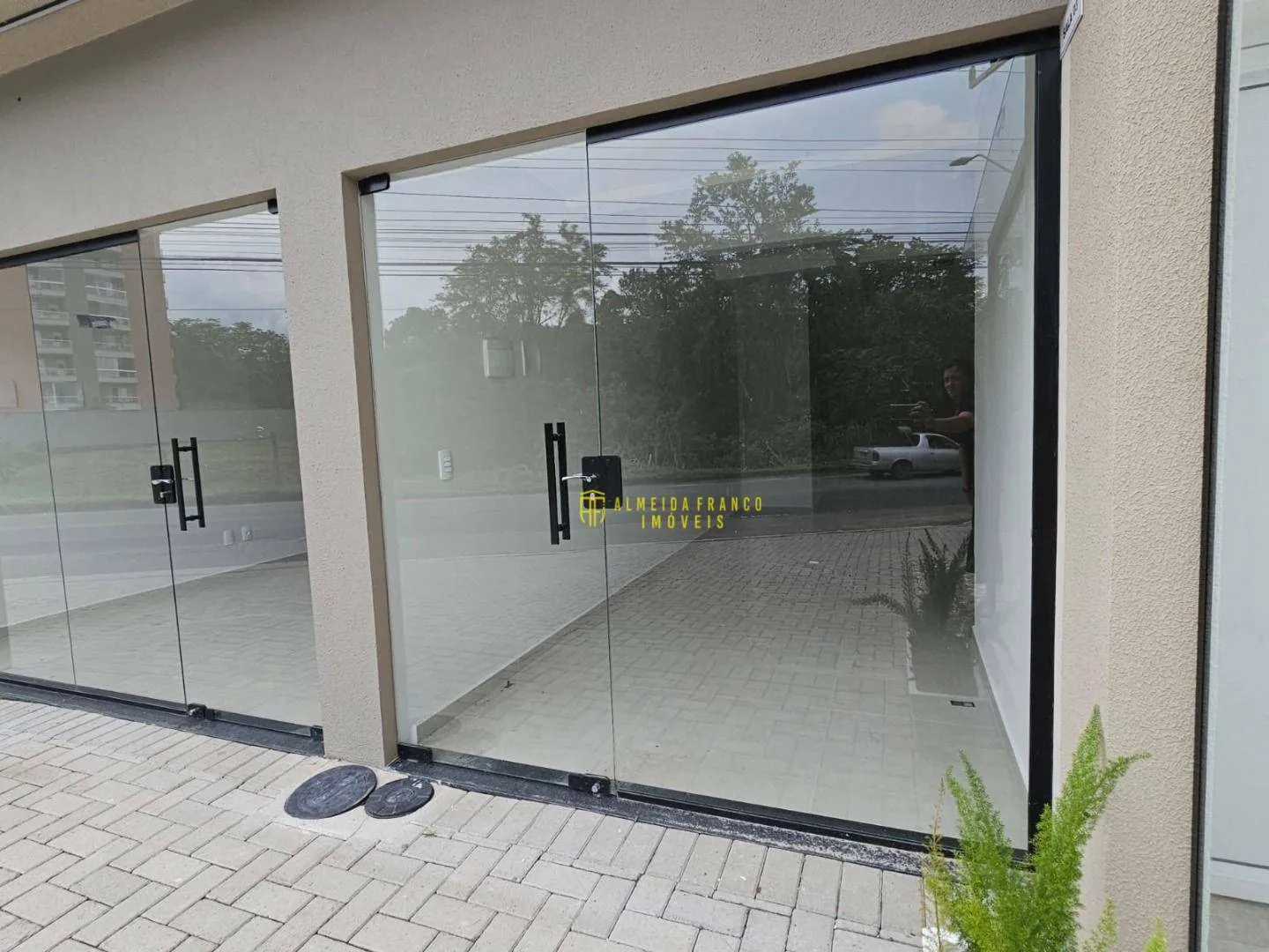 Excelente loja com aproximadamente , 31,81, com amplo estacionamento - Itoupa Central - Blumenau/SC - foto 1