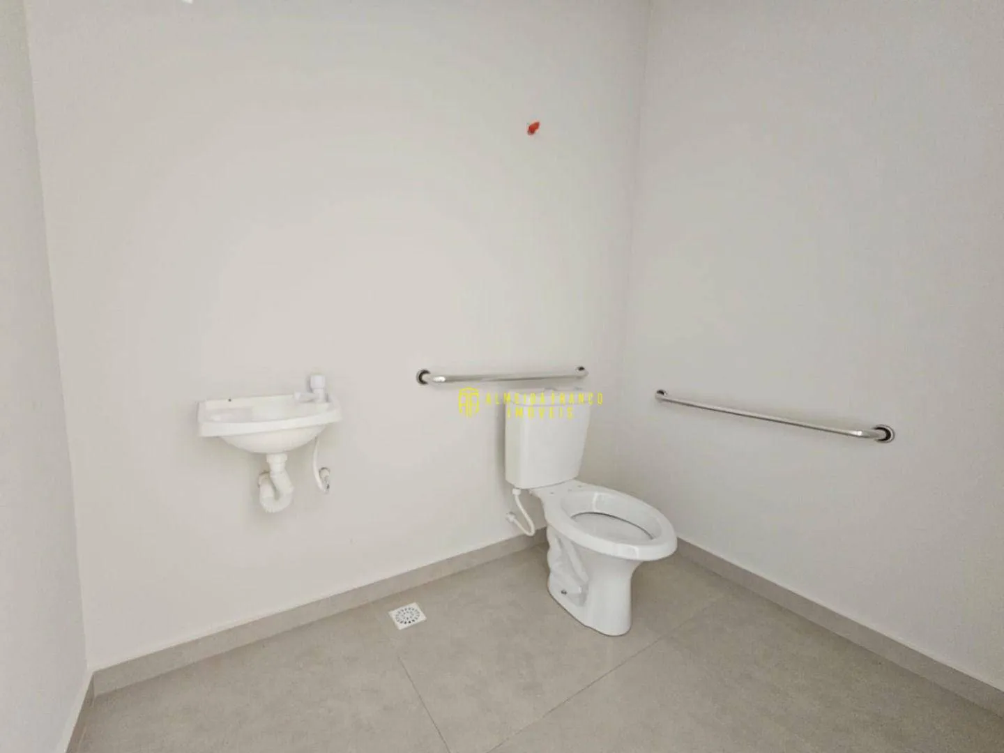 Excelente loja com aproximadamente , 31,81, com amplo estacionamento - Itoupa Central - Blumenau/SC — foto 5