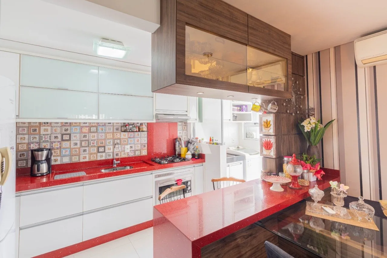 Apartamento com 1 suíte(s) mais 2 quarto(s) à venda no bairro ANITA GARIBALDI em JOINVILLE, por R$ 750.000.00. — foto 5