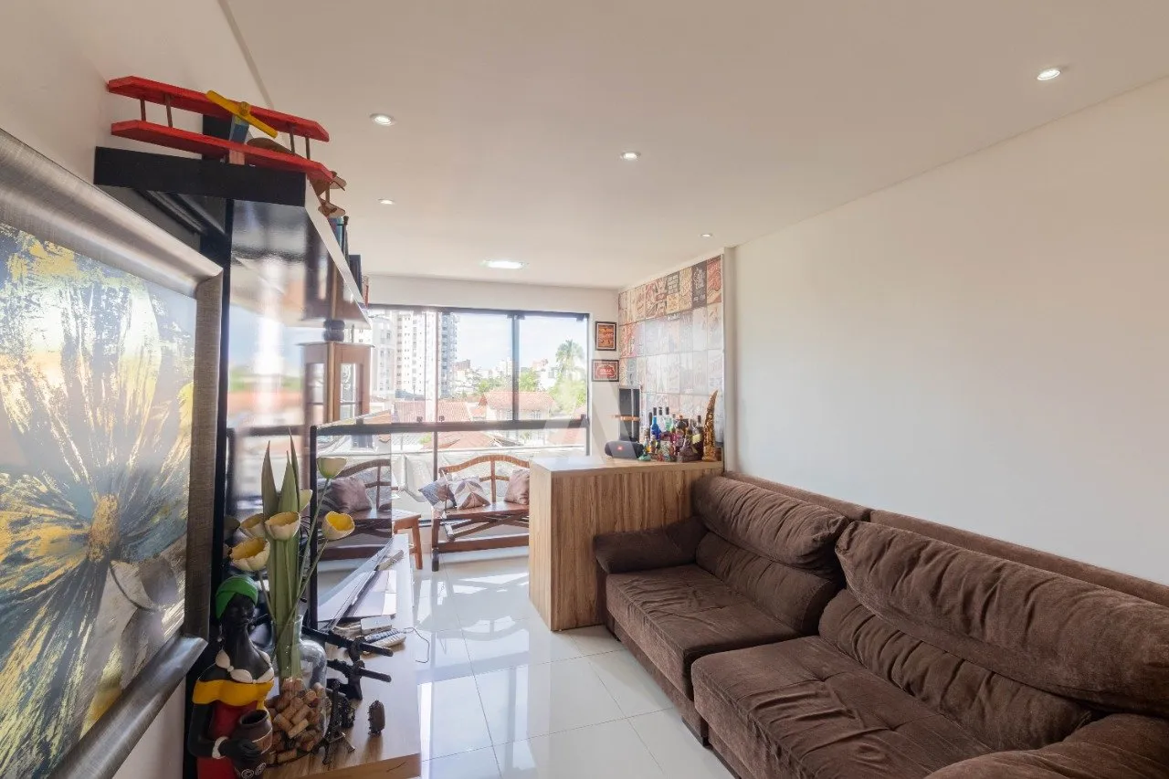 Apartamento com 1 suíte(s) mais 2 quarto(s) à venda no bairro ANITA GARIBALDI em JOINVILLE, por R$ 750.000.00. — foto 3