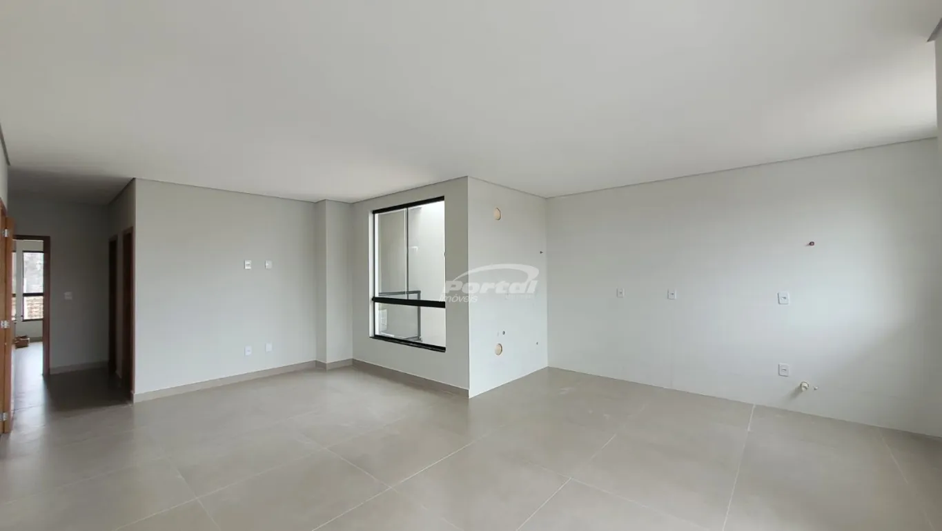 Apartamento á venda, com 2 dormitórios sendo 1 suíte, a aproximadamente 100 metros do mar, na praia do tabuleiro em Barra Velha/SC — foto 3