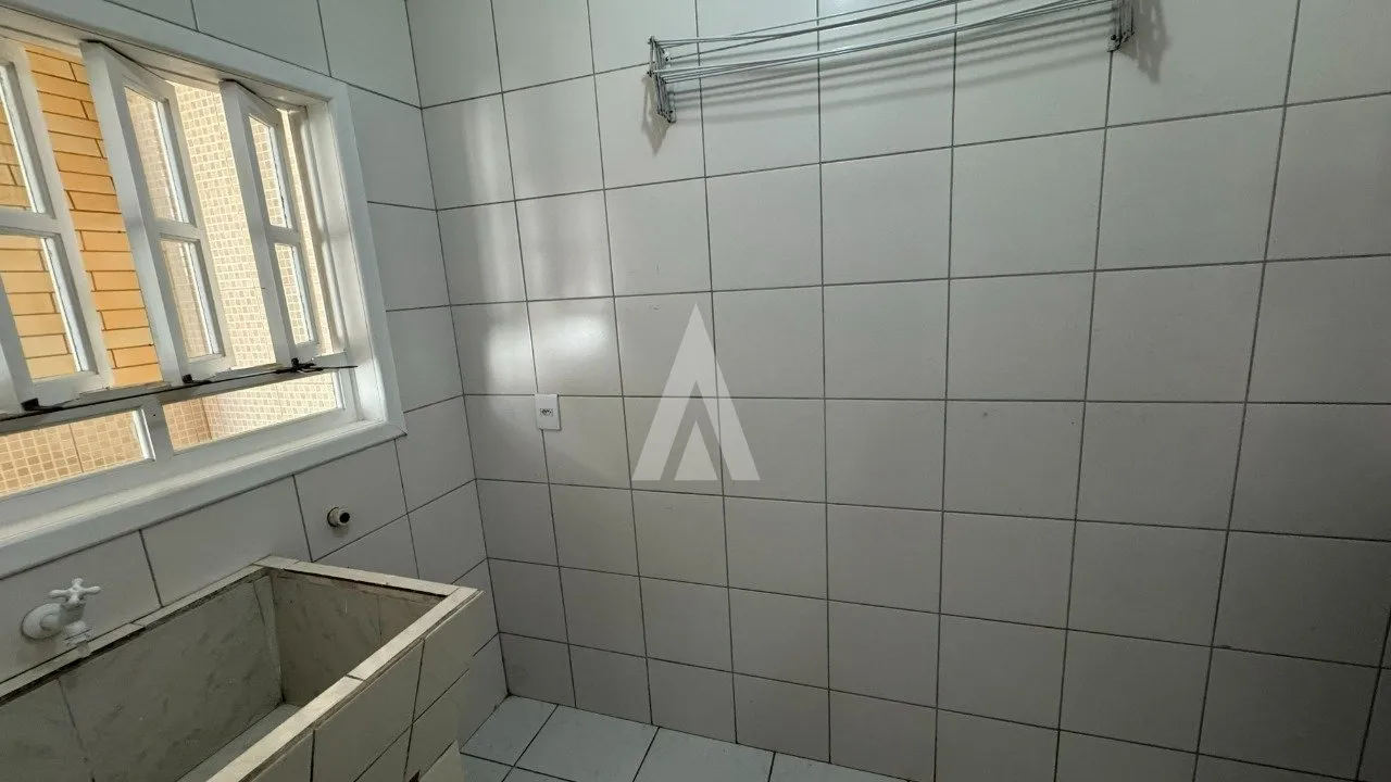 Sobrado com 1 suíte mais 2 quartos à venda no bairro Costa e Silva em Joinville - SC por R$ 710.000,00 — foto 5