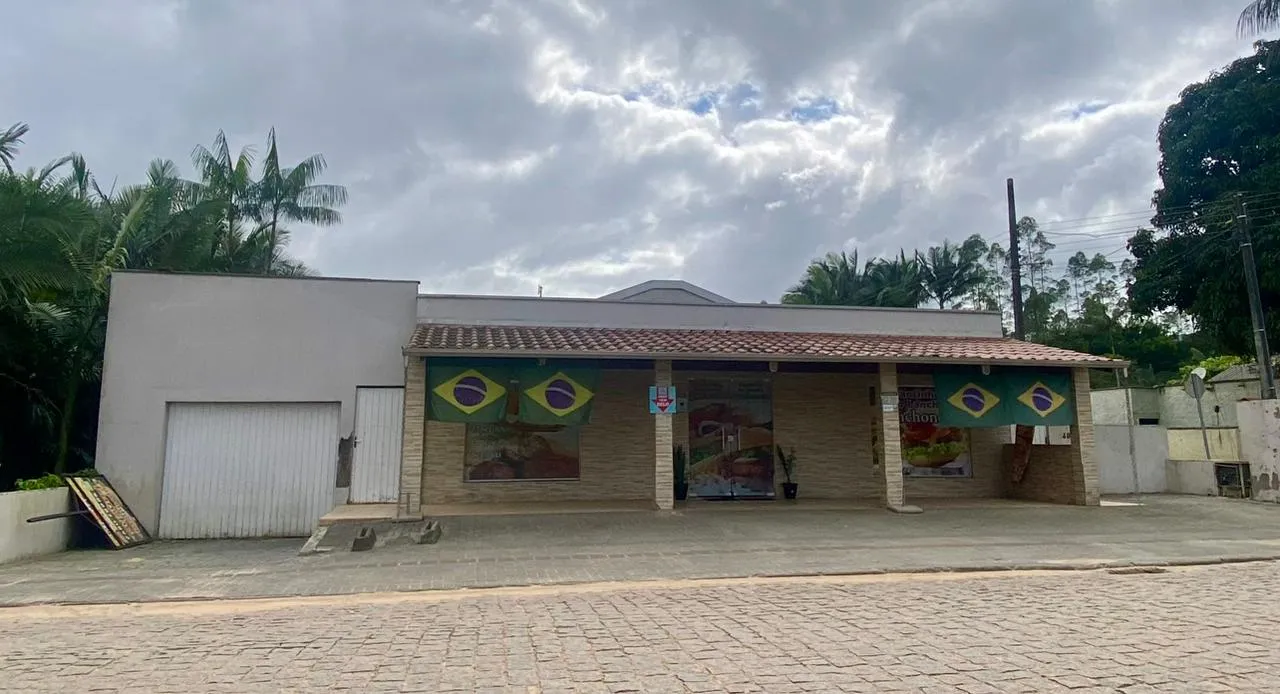 Prédio comercial à venda no bairro Warnow em Indaial/SC - foto 1