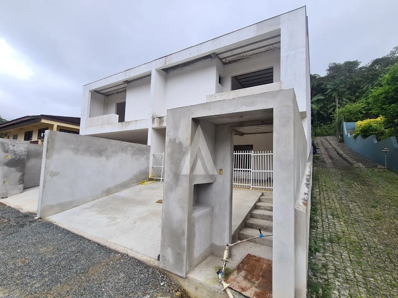 Sobrado geminado com 3 suítes à venda no bairro Glória em Joinville - SC, de R$ 1.300.000,00 por R$ 1.170.000,00 — foto 6