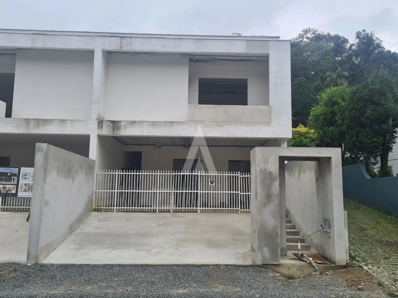 Sobrado geminado com 3 suítes à venda no bairro Glória em Joinville - SC, de R$ 1.300.000,00 por R$ 1.170.000,00 — foto 7