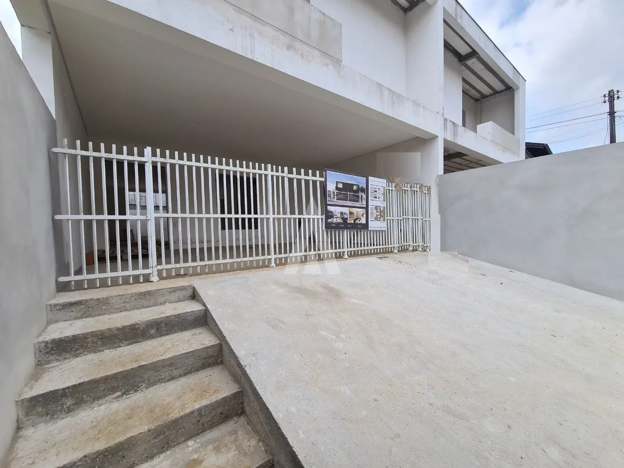 Sobrado geminado com 3 suítes à venda no bairro Glória em Joinville - SC, de R$ 1.300.000,00 por R$ 1.170.000,00 — foto 5