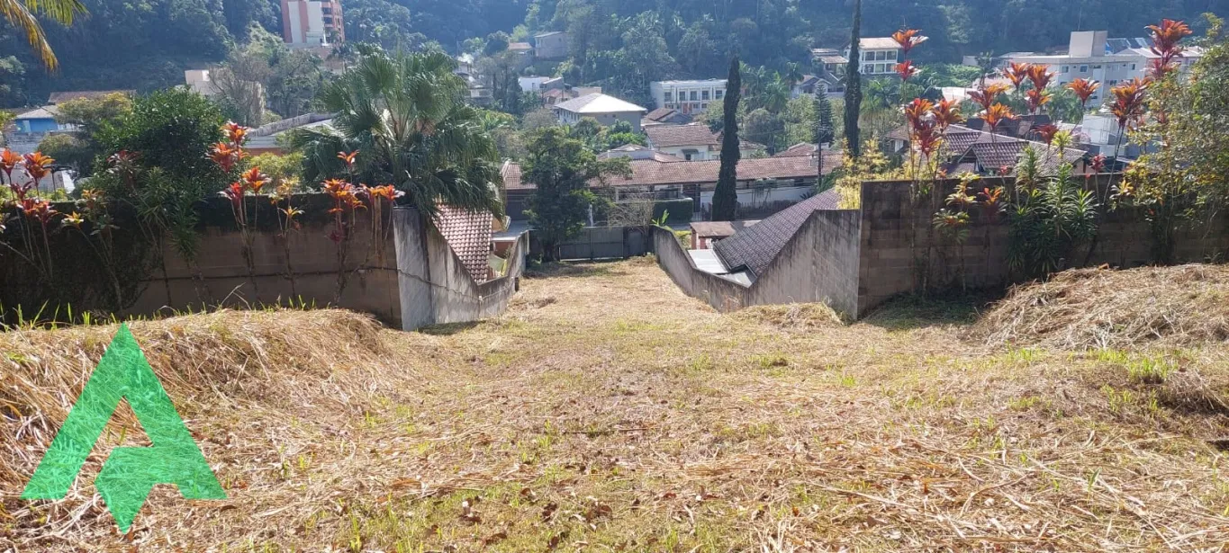 Amplo terreno à venda, no início da Rua Pastor Oswaldo Hesse, no Bairro Ribeirão Fresco! — foto 2