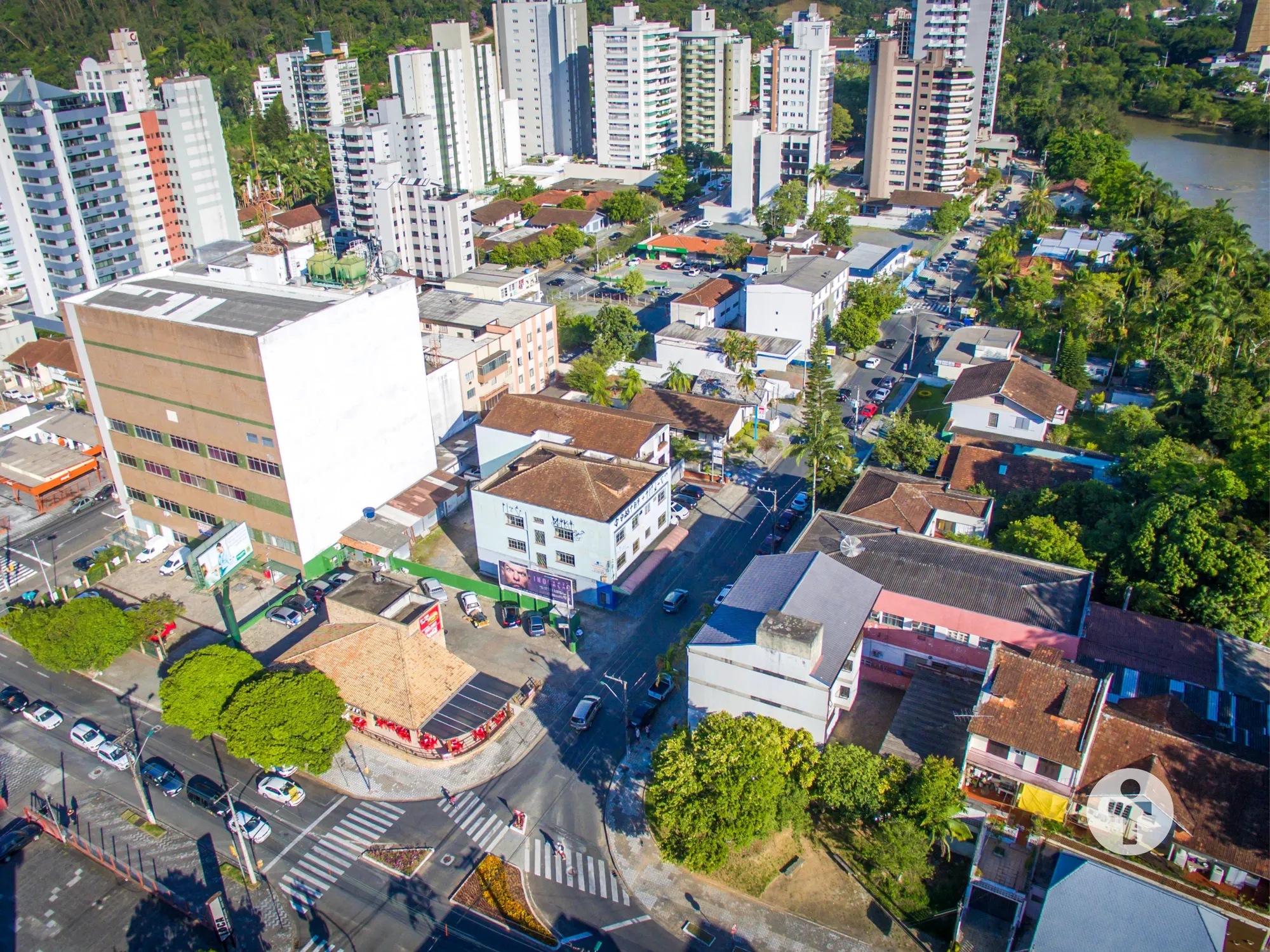 Prédio na Ponta Aguda: Seu Espaço Ideal — foto 2