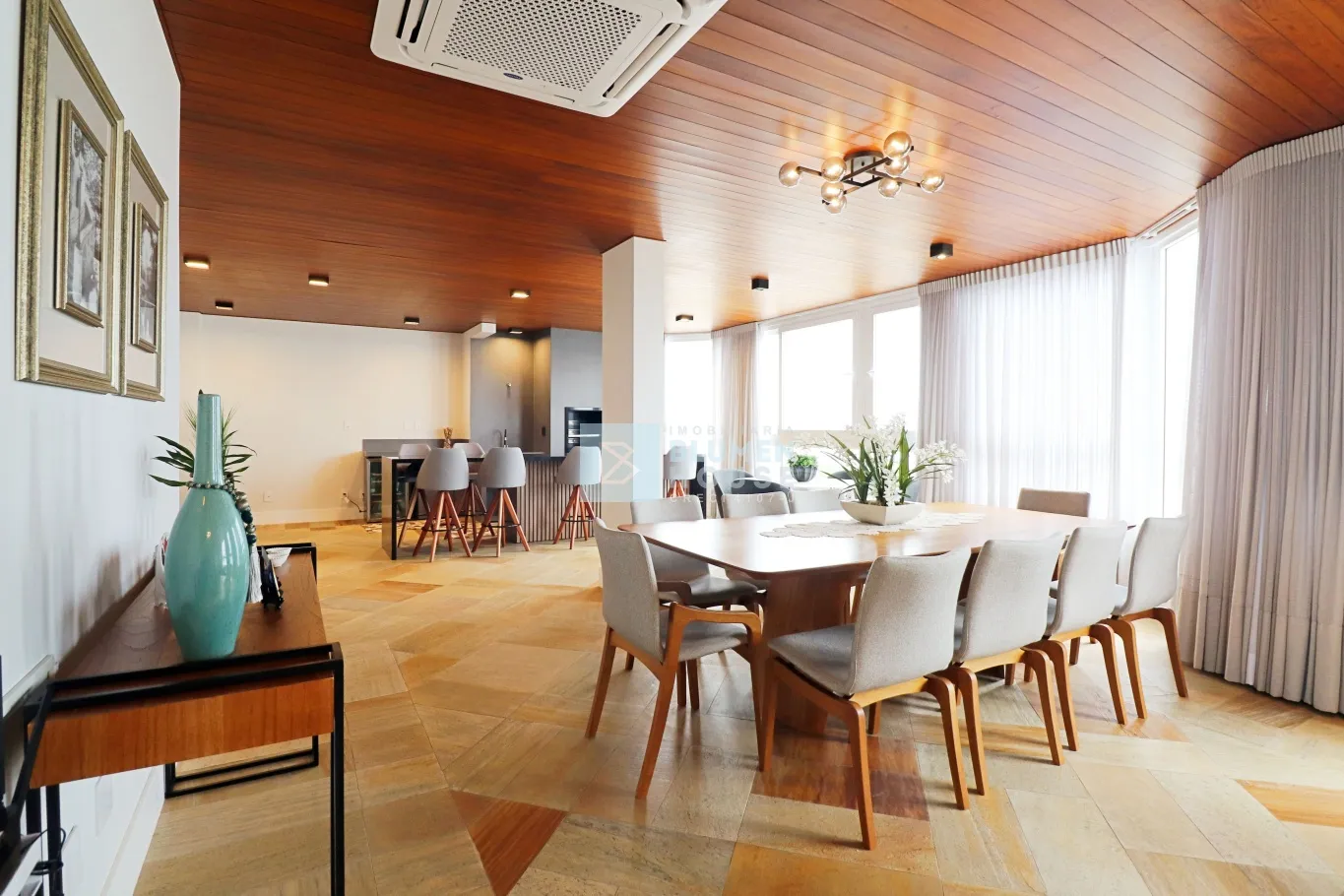 Amplo apartamento com 5 suítes e frente mar no bairro Gravatá, Navegantes! — foto 5