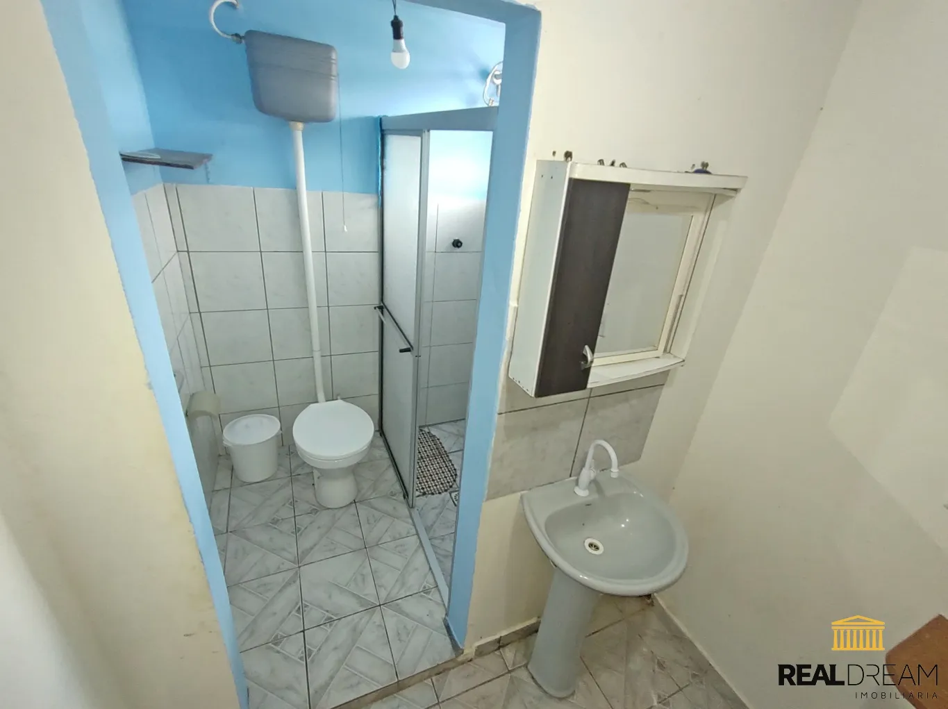 Casa com 4 dormitórios com área de festa e churrasqueira — foto 4