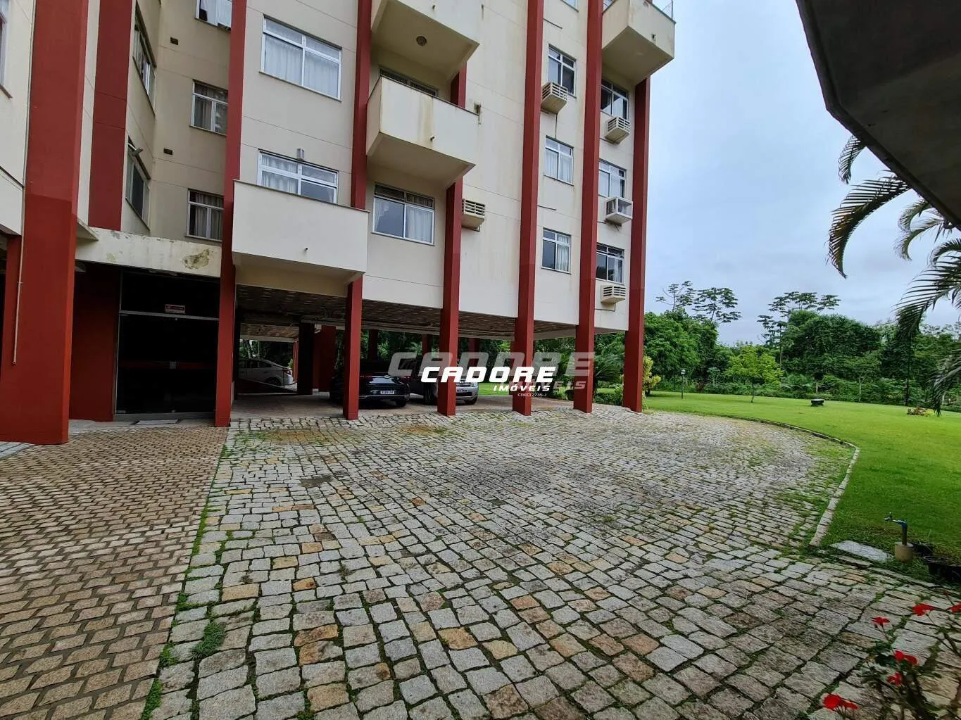Apto à venda próximo ao Centro - foto 1