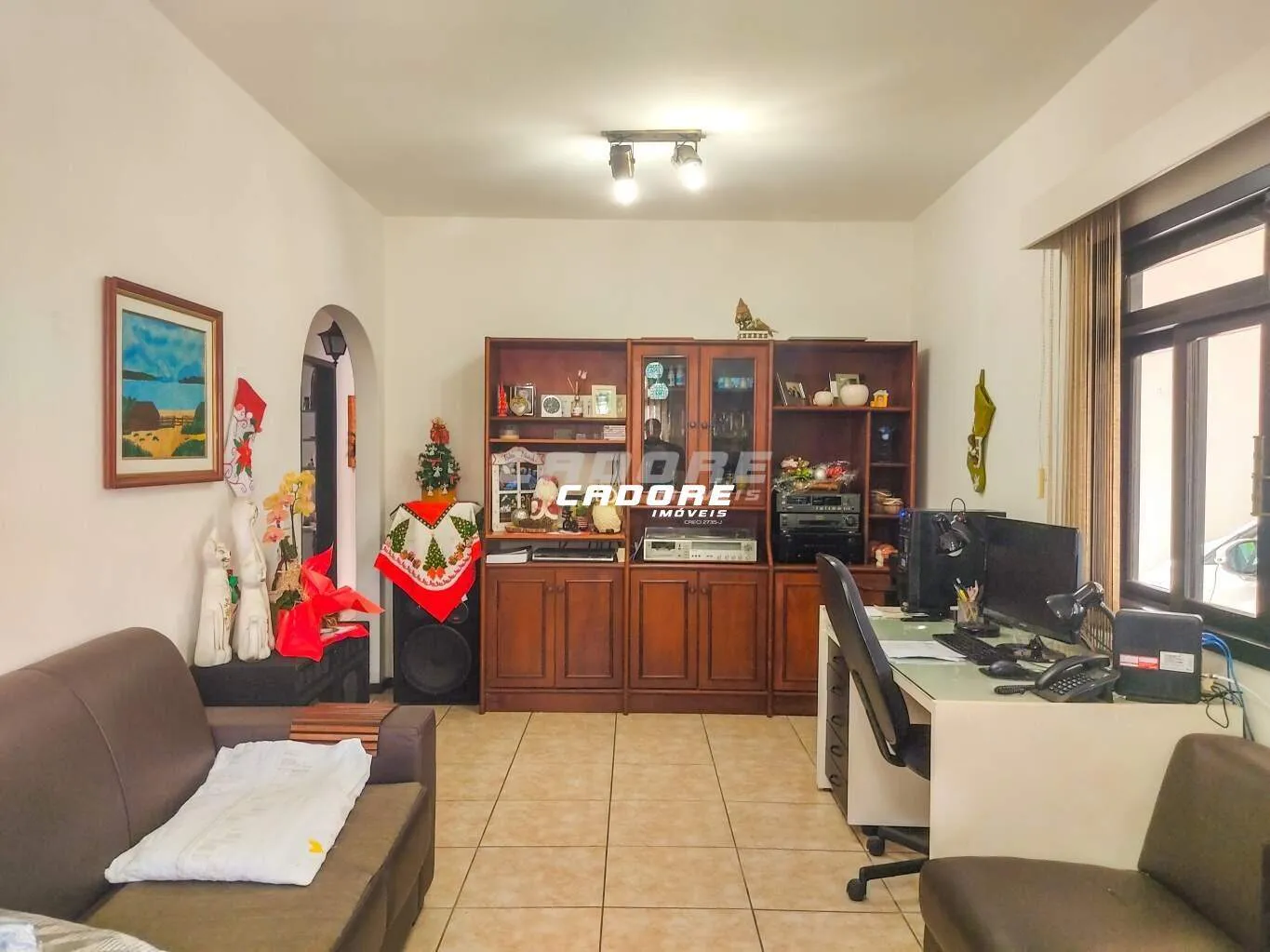 Casa dos Seus Sonhos: Terreno Plano com Pátio Frontal e Quintal nos Fundos I Cadore Imóveis — foto 5