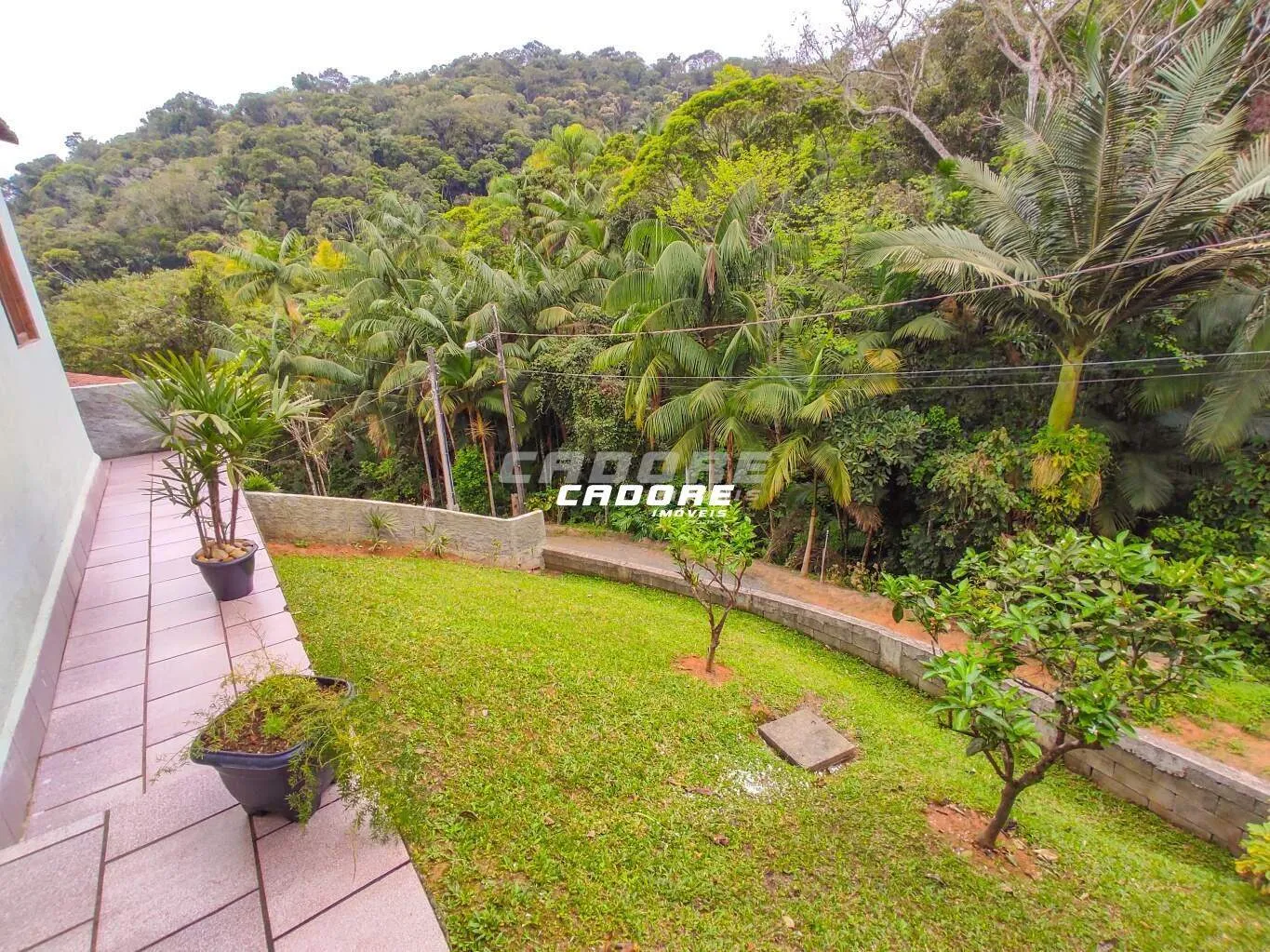 Terreno com 03 casas construídas. — foto 4
