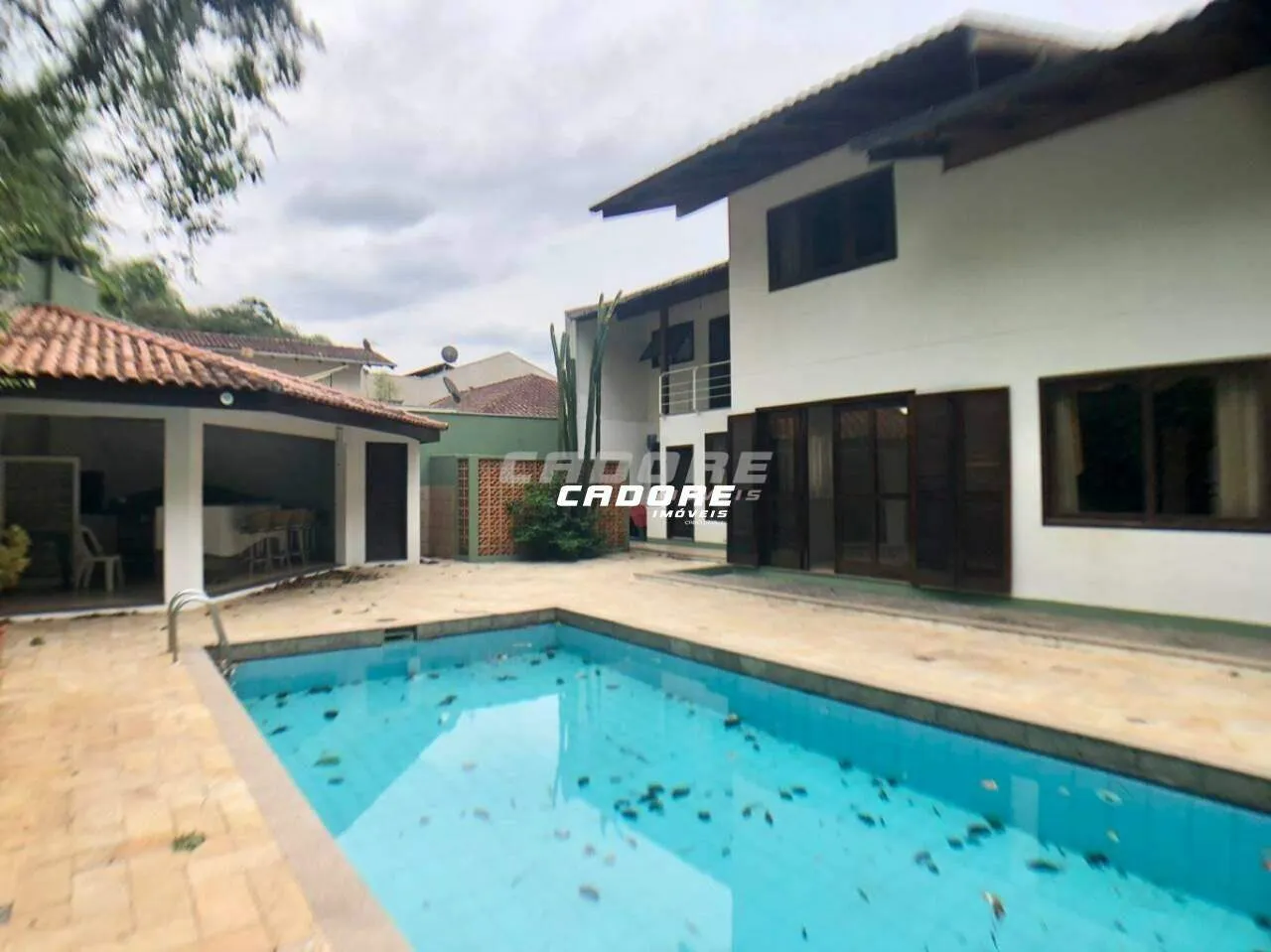 Casa com 04 quartos e piscina no Garcia — foto 3