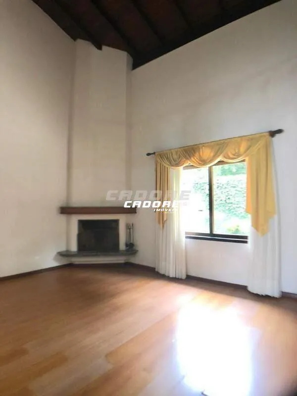 Casa com 04 quartos e piscina no Garcia — foto 6