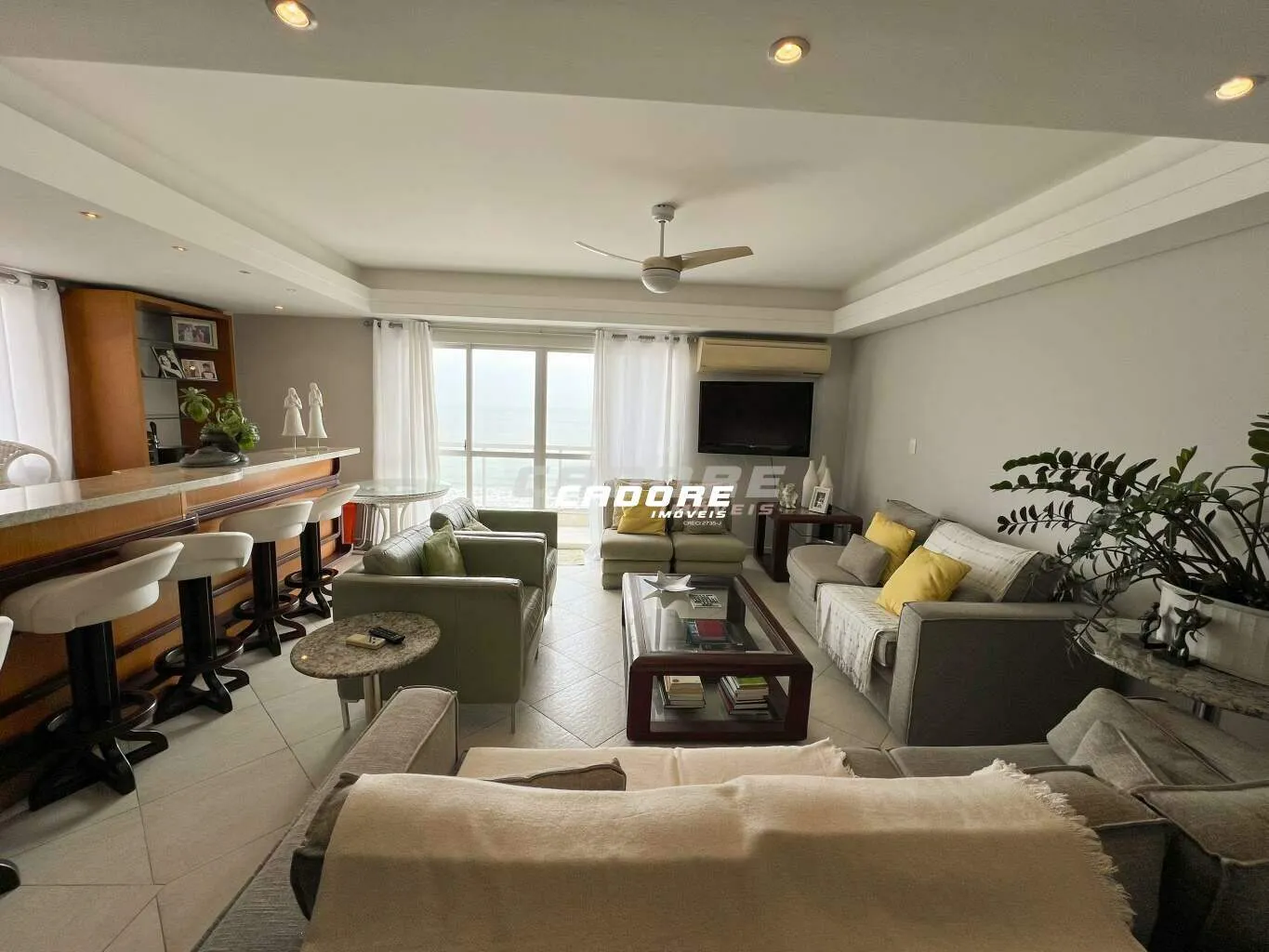 Apartamento mobiliado frente mar no Centro de Balneário Camboriú | Cadore Imóveis — foto 4
