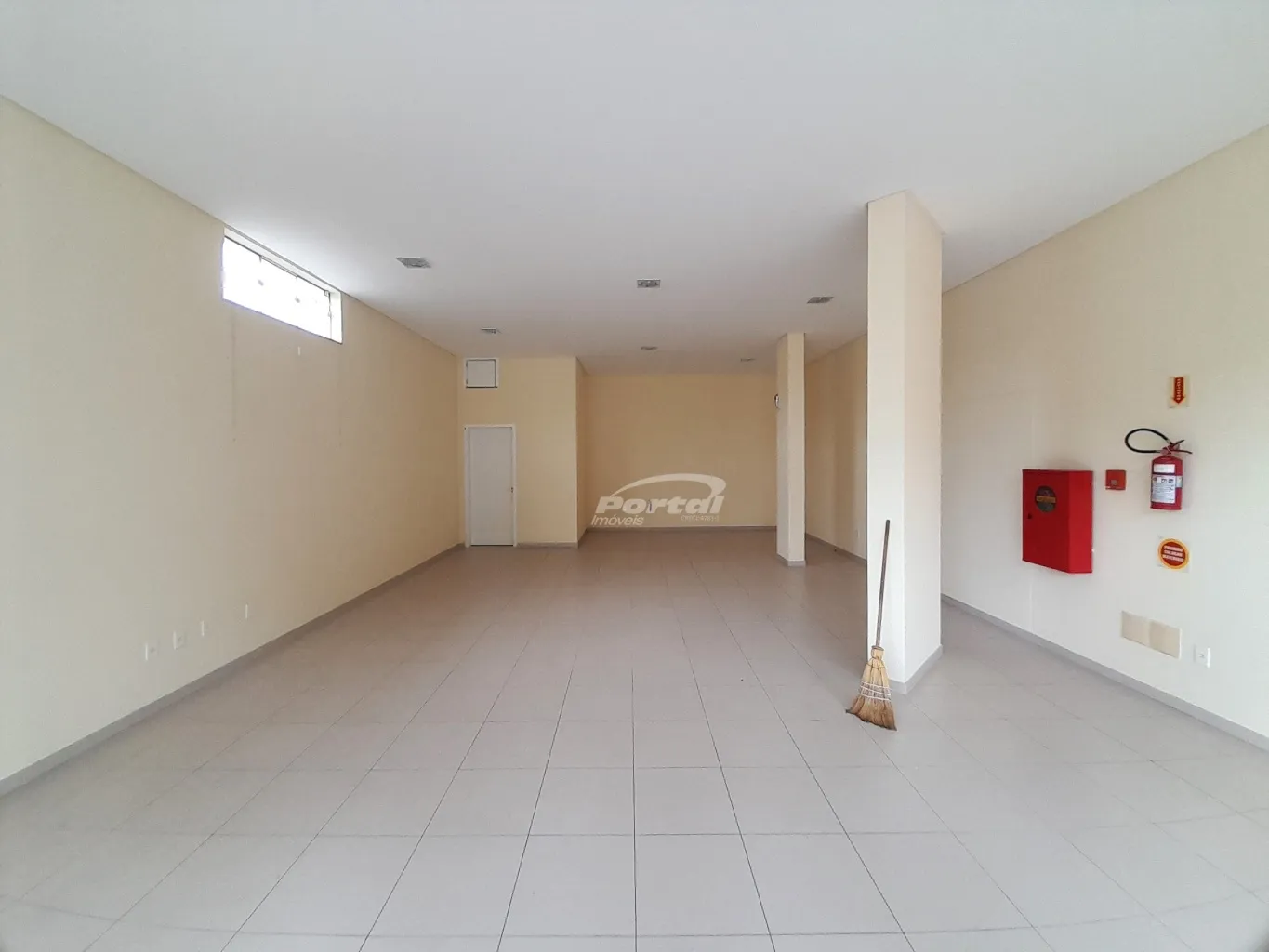 EXCELENTE SALA COMERCIAL DISPONÍVEL PARA LOCAÇÃO NO BAIRRO SANTA TEREZINHA - GASPAR/SC — foto 6