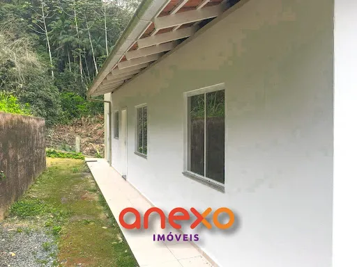 Casa no bairro Tribess. Para você que prioriza tranquilidade e espaço. — foto 5