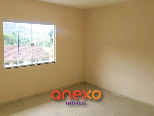 Casa no bairro Tribess. Para você que prioriza tranquilidade e espaço. — foto 7