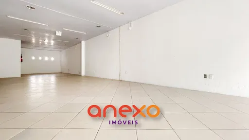 Sala no Coração do Centro de Blumenau! — foto 2