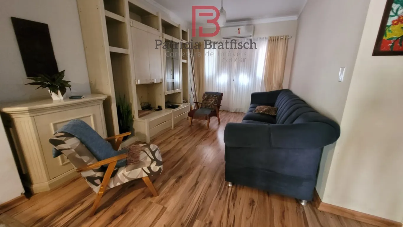 Casa térrea com 03 dormitórios, sendo duas suítes. Edícula com possibilidade de moradia ou negócio. — foto 7