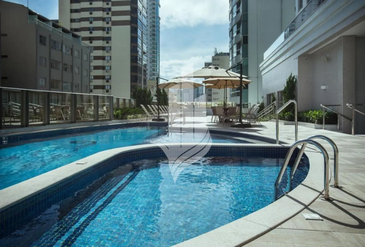 DIFERENCIADO COM PISCINA ADULTO E INFANTIL PRIVATIVAS - BC. — foto 3