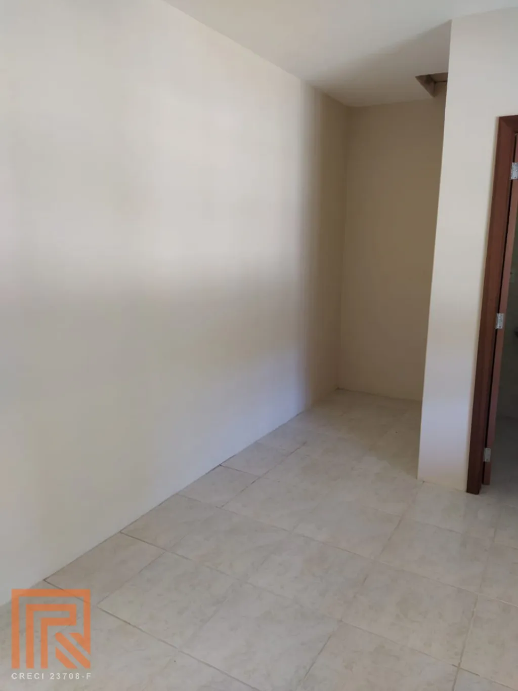 Oportunidade!!! Casa Térrea com 2 Quartos, sendo 1 Suíte em área Residencial Tranquila. — foto 7