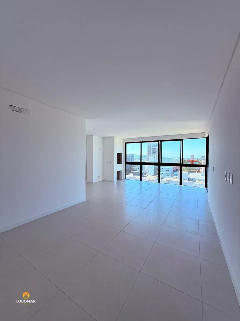 Apartamento novo, com 3 dormitórios, à apenas 240m do mar - Itacolomi - Balneári - foto 1