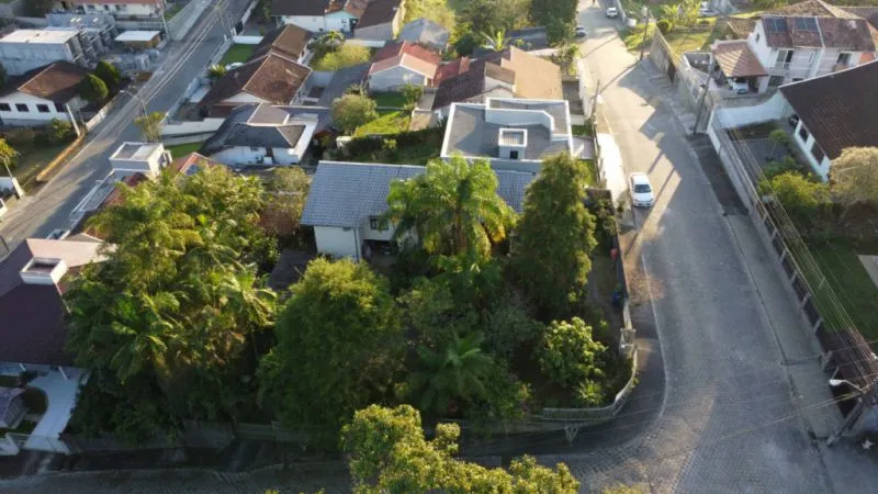 RESIDENCIA NO CORAÇÃO DA ITOUPAVA CENTRAL — foto 3