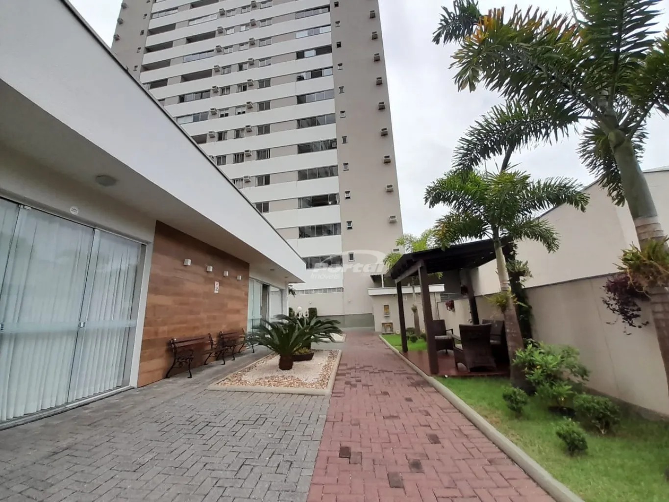 Excelente apartamento mobiliado, localizado no Condomínio Belo Monte, no bairro Velha. - foto 1