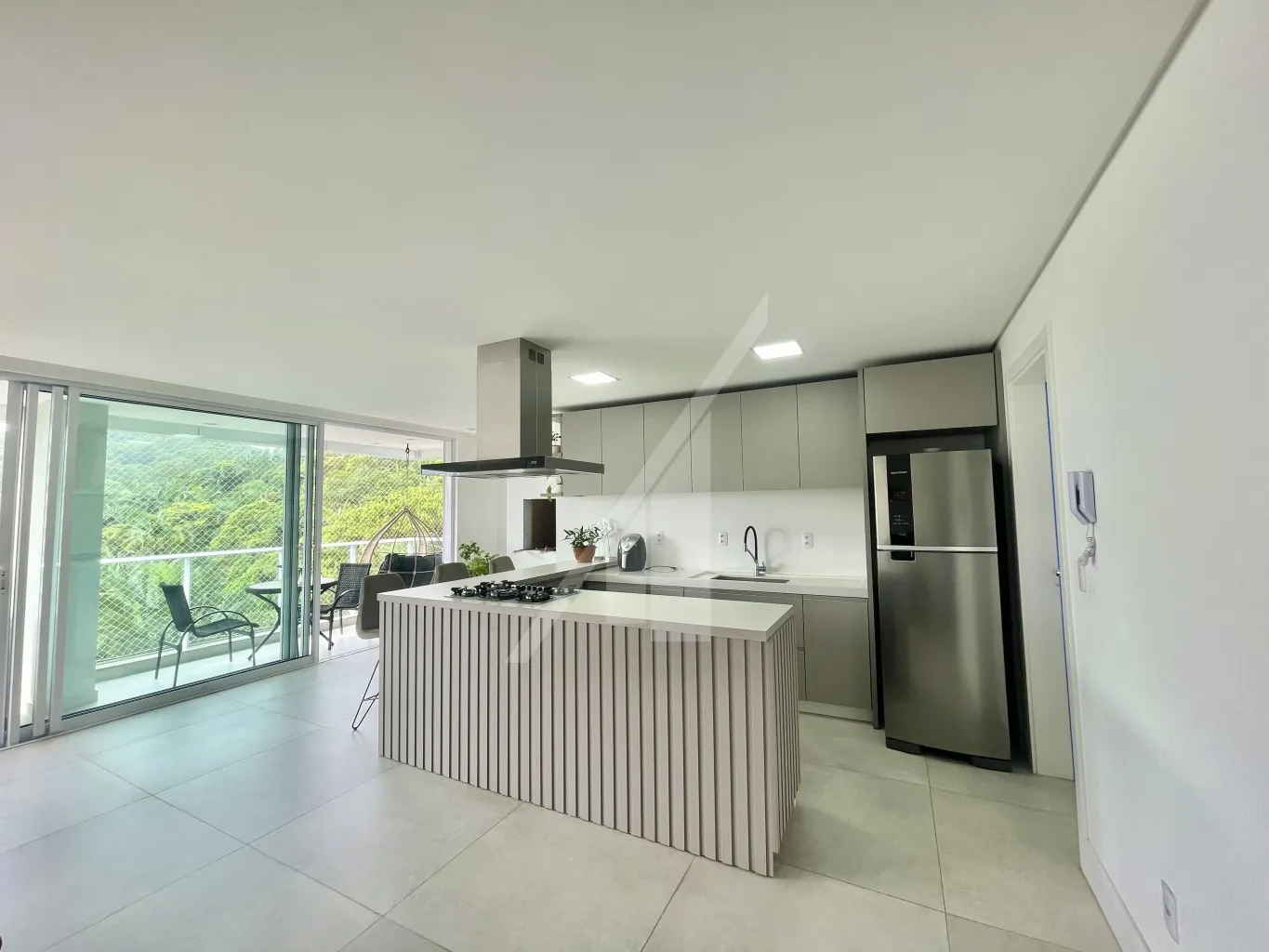 NOVARA- Apartamento com 03 suítes bairro Bom Retiro! — foto 3