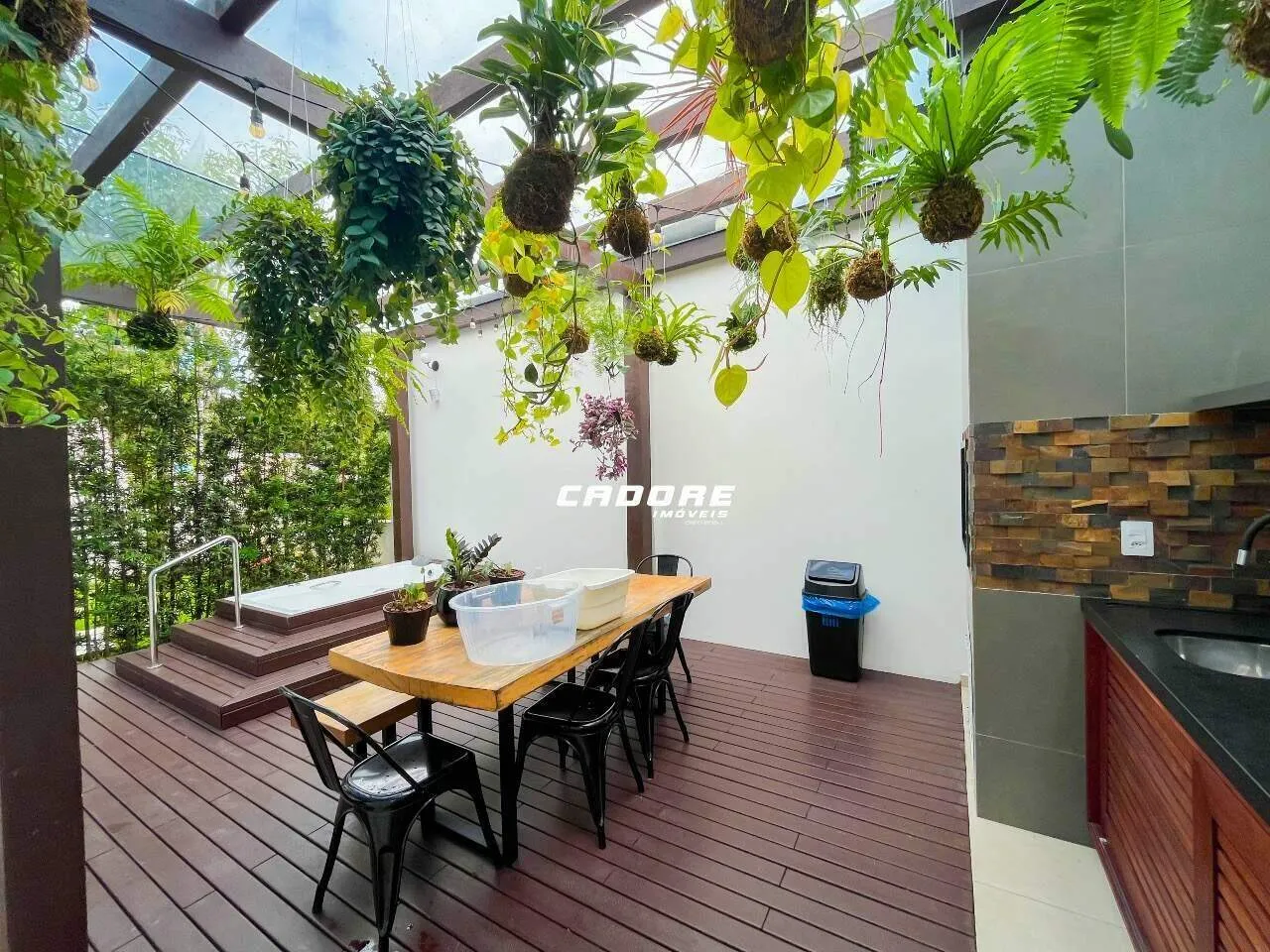 Casa de Esquina: Ideal para Comércio ou Residência I Cadore Imóveis — foto 3