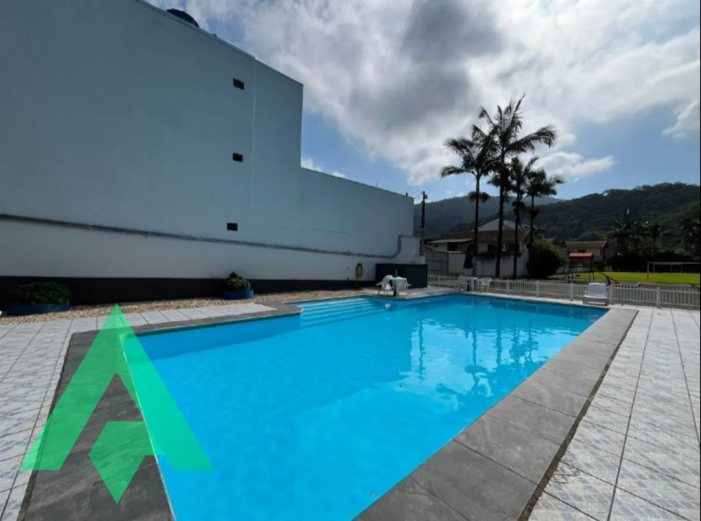 Apartamento com 3 dormitórios para locação por R$2.900,00 - Bairro Garcia - Blumenau/SC — foto 2