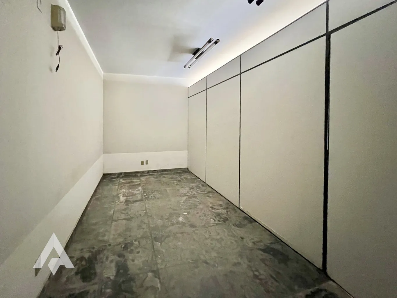 Loja Térrea de 80 m para locação por R$ 2.200,00 - Bairro Victor Konder - Blumenau/SC — foto 7