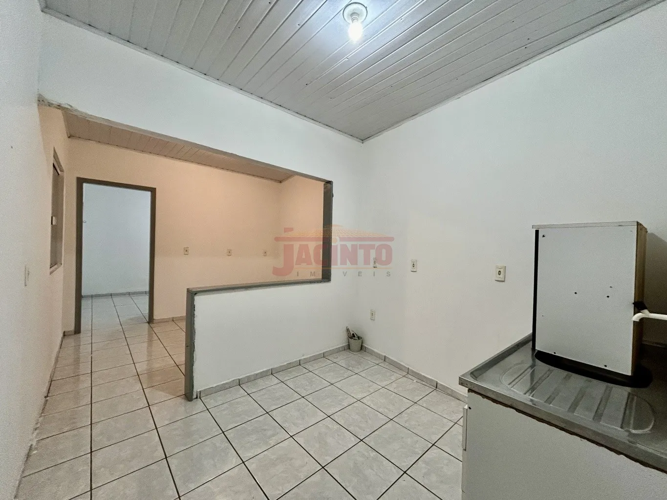 Sala Comercial com aproximadamente 75m localizada no Bairro Fortaleza. — foto 4
