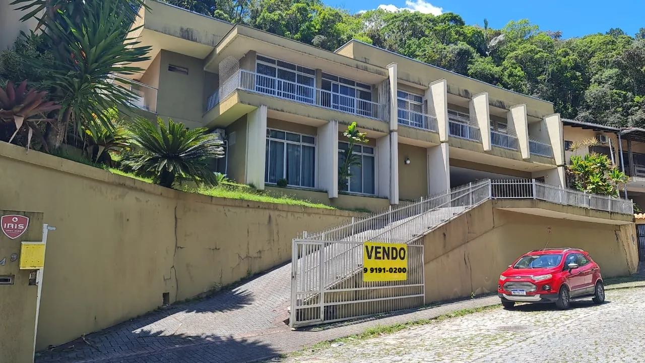 Casa Centro de Blumenau  - Com potencial Residencial e/ou Comercial - foto 1