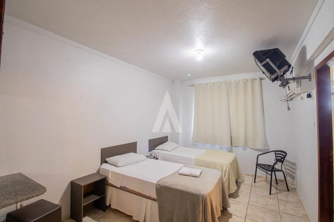 Outros Imóveis à venda, 30 vagas, 2120m² na região do bairro Centro, próximo à Rua Carlos Frederico Adolfo Schneider, Joinville — foto 2