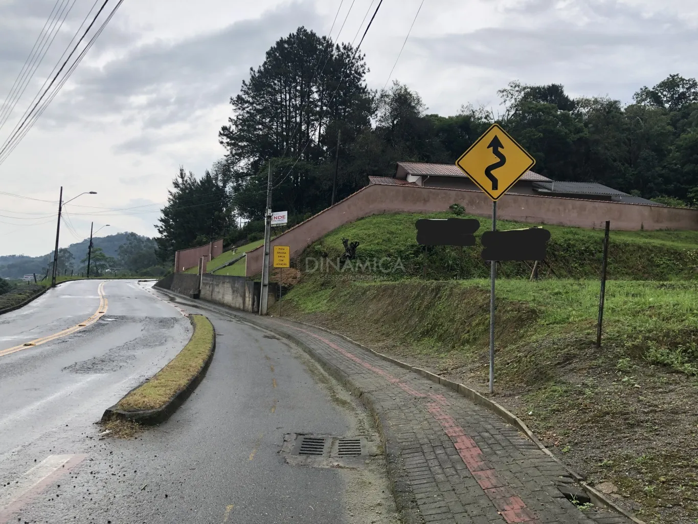 Ótimo terreno no Bairro Velha Central, com 13.116m2, 29,95 metros de frente, Próximo a Rede Top Velha Central, Blumenau Santa Catarina. — foto 7