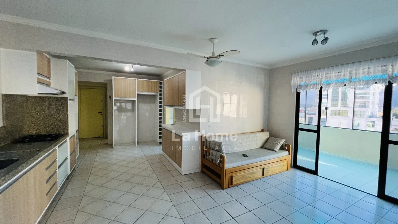 Cobertura com 4 dormitórios sendo 01 suíte à venda no Centro de Itapema. — foto 2