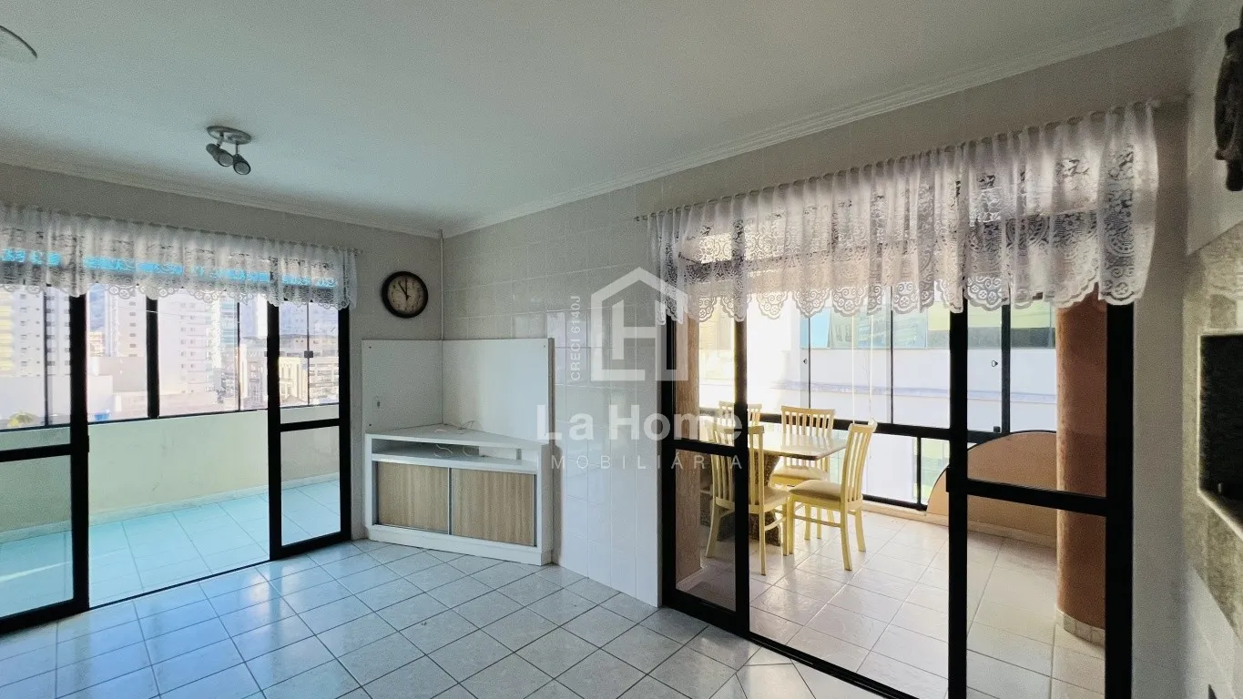 Cobertura com 4 dormitórios sendo 01 suíte à venda no Centro de Itapema. — foto 6