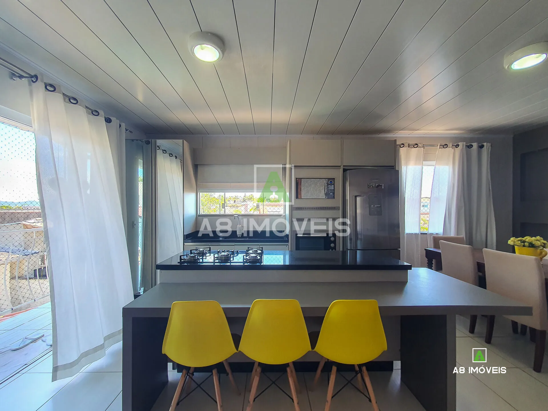 CASA COM PISCINA, GASPAR, BAIRRO SETE DE SETEMBRO, COM 4 QUARTOS — foto 4