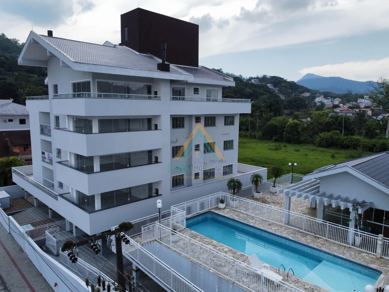 Cobertura no Residencial Ágata Bloco B com 132,67m de Área Privativa, no Centro da cidade de Pomerode. — foto 2