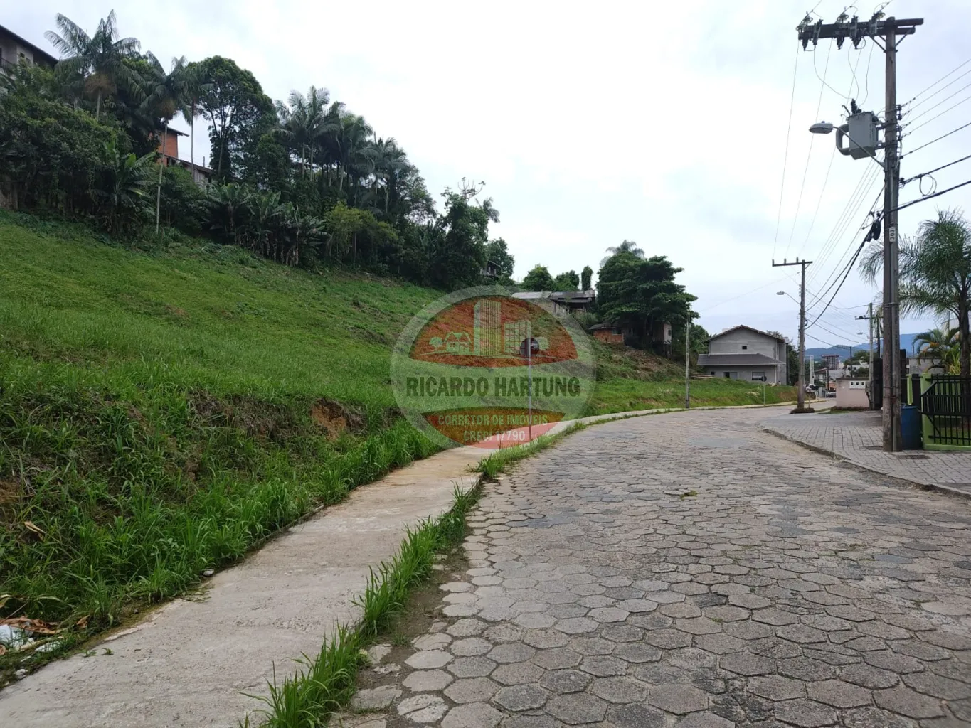 Ótimo terreno escriturado, localizado no bairro Itoupava Norte — foto 2